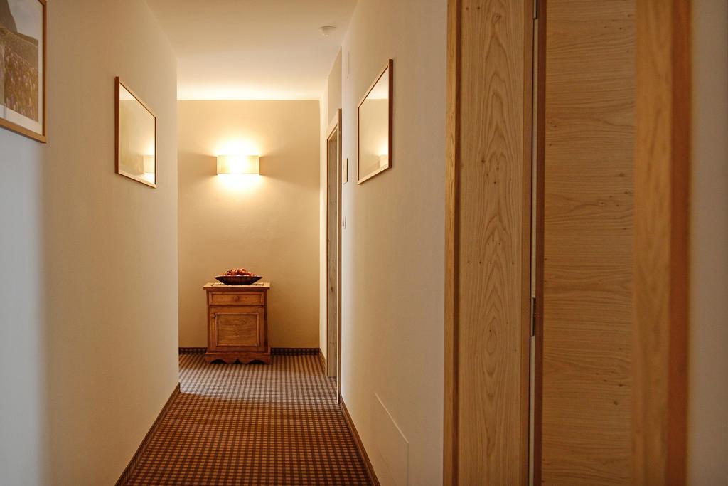Residence Hotel Fever Urtijëi Buitenkant foto